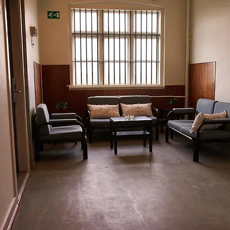 Hostel Sleepin Faengslet *